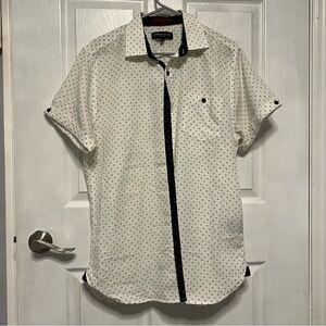 5/$100 Kenneth Blake White Patterned shirt